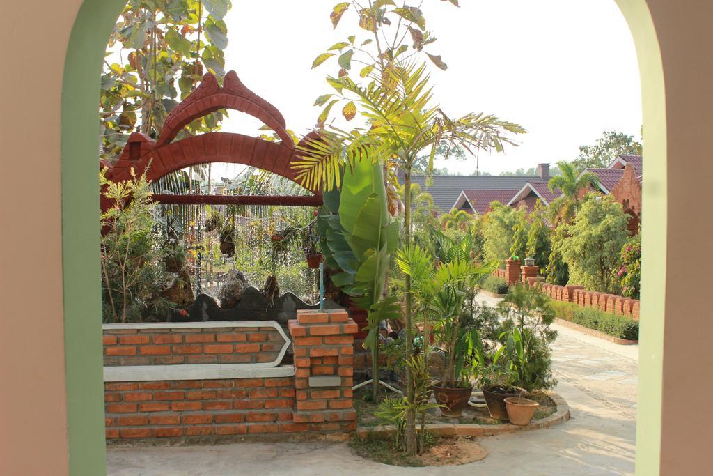 New May Haw Nann Villa Nyaung Shwe Kültér fotó
